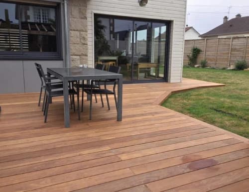 Terrasse en bois exotique